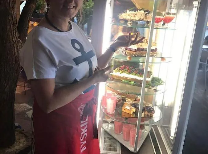 Marin Homestay Karwia